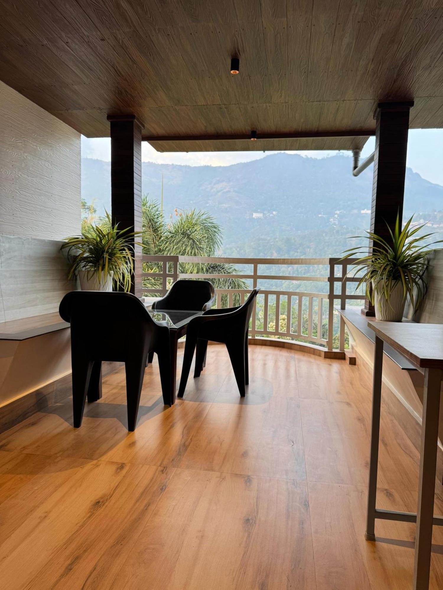 Munnar Blue Mist B&B 외부 사진
